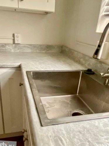 Townhouse for rent at 2011 S Darien St, Philadelphia, PA 19148