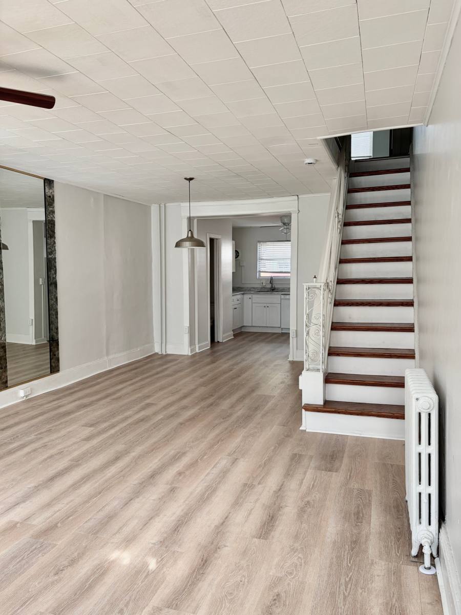 Townhouse for rent at 2011 S Darien St, Philadelphia, PA 19148