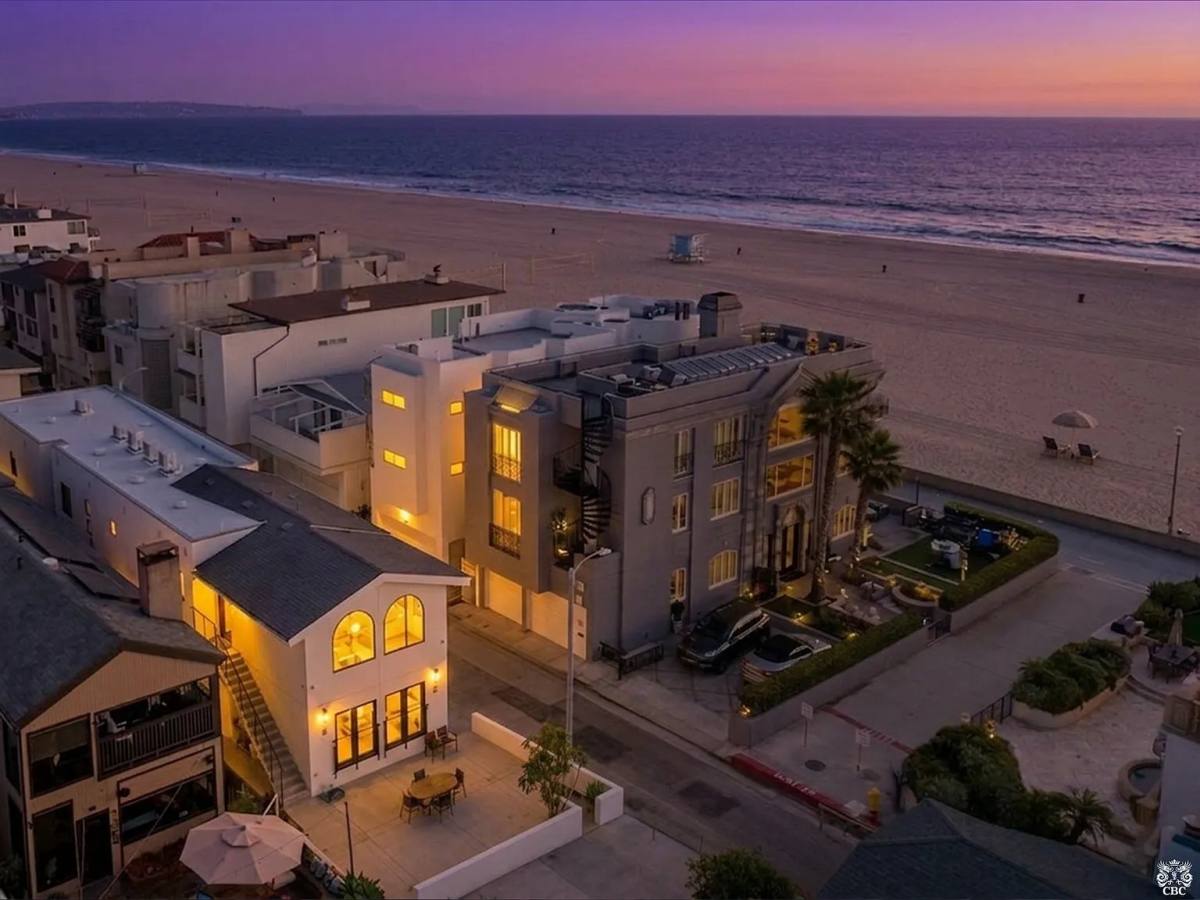 Apartment for rent at 22 6th St #B, Hermosa Beach, CA 90254