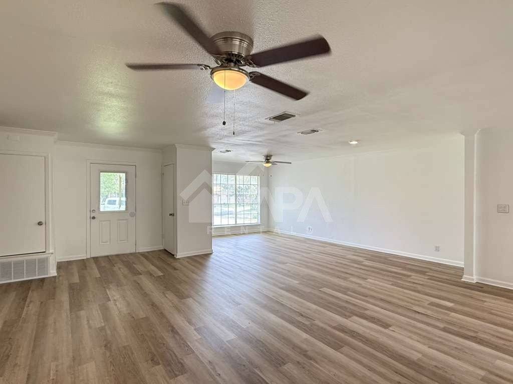House for rent at 6607 Benhill, San Antonio, TX 78239