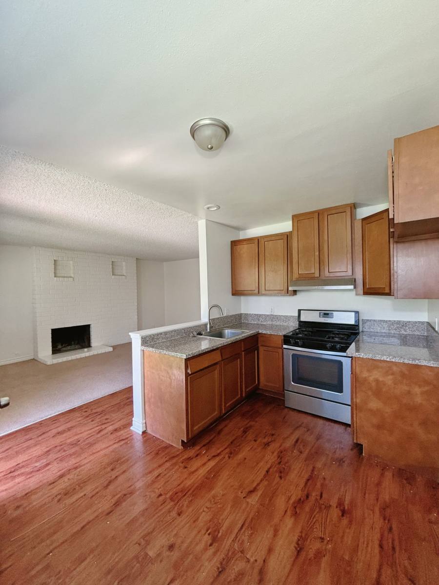 Apartment for rent at 1130 W 9th St #B, Corona, CA 92882