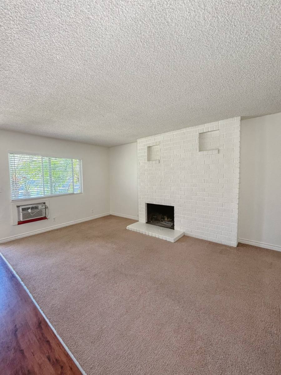 Apartment for rent at 1130 W 9th St #B, Corona, CA 92882