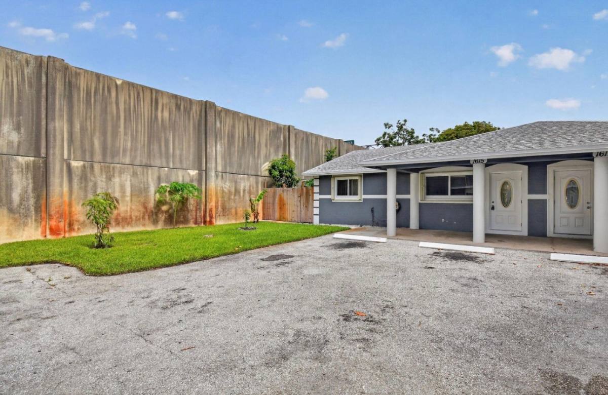 House for rent at 1615 Shirley Court, Lake Worth, FL 33462