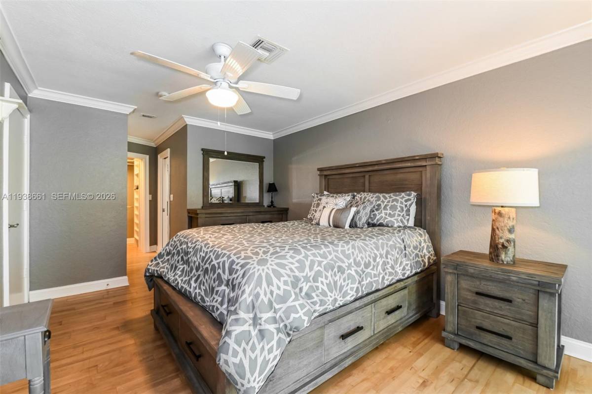 House for rent at 283 Forest Hills Blvd, Naples, FL 34113