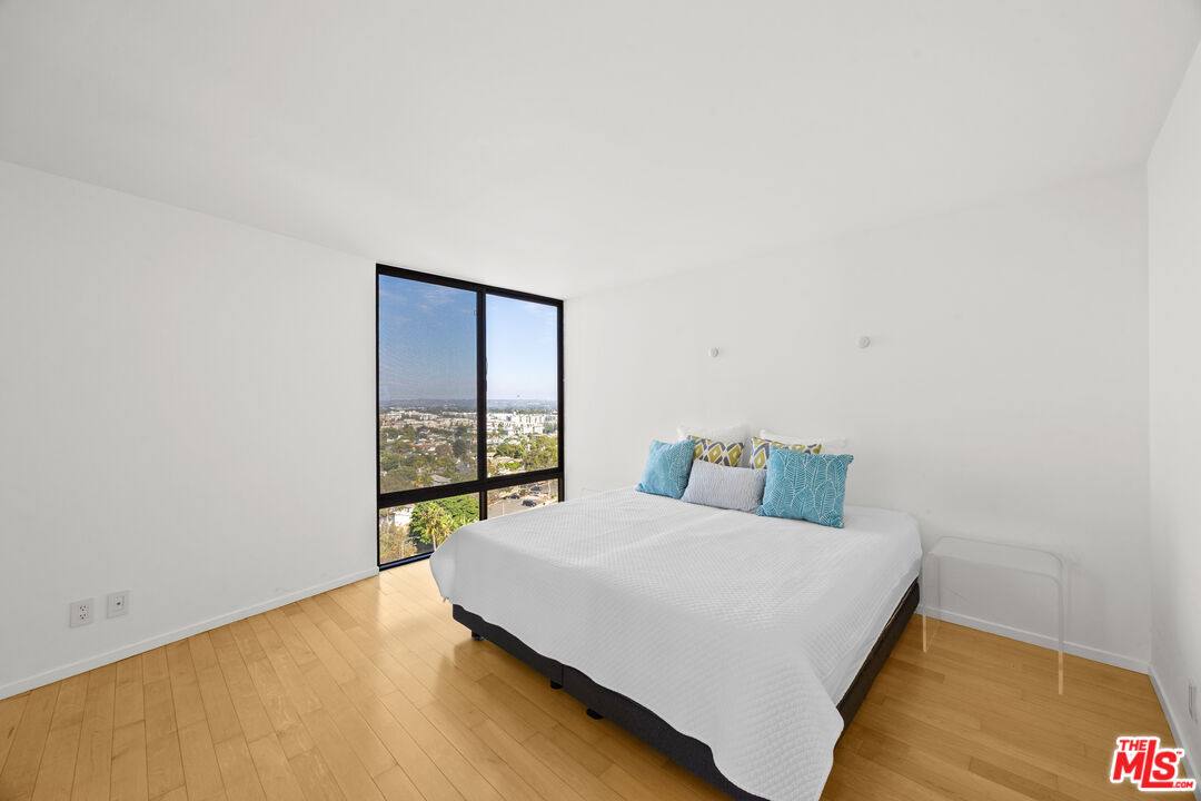 Condo for rent at 4316 Marina City Dr #1033, Marina Del Rey, CA 90292