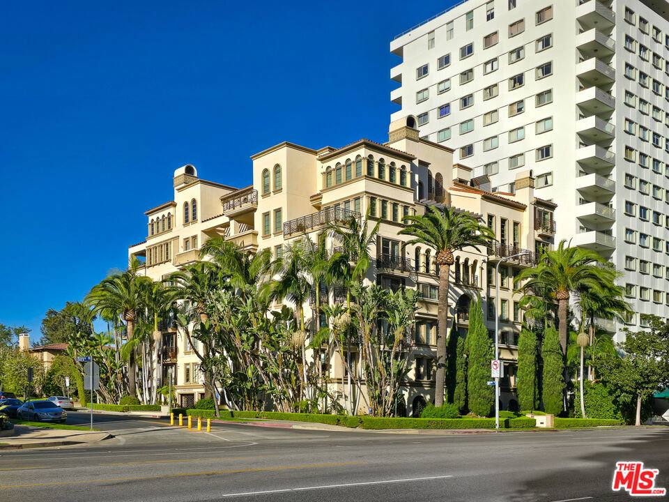 House for rent at 10795 Wilshire Blvd #304, Los Angeles, CA 90024
