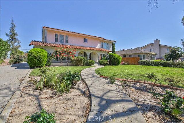 House for rent at 3744 Pine Ave, Long Beach, CA 90807