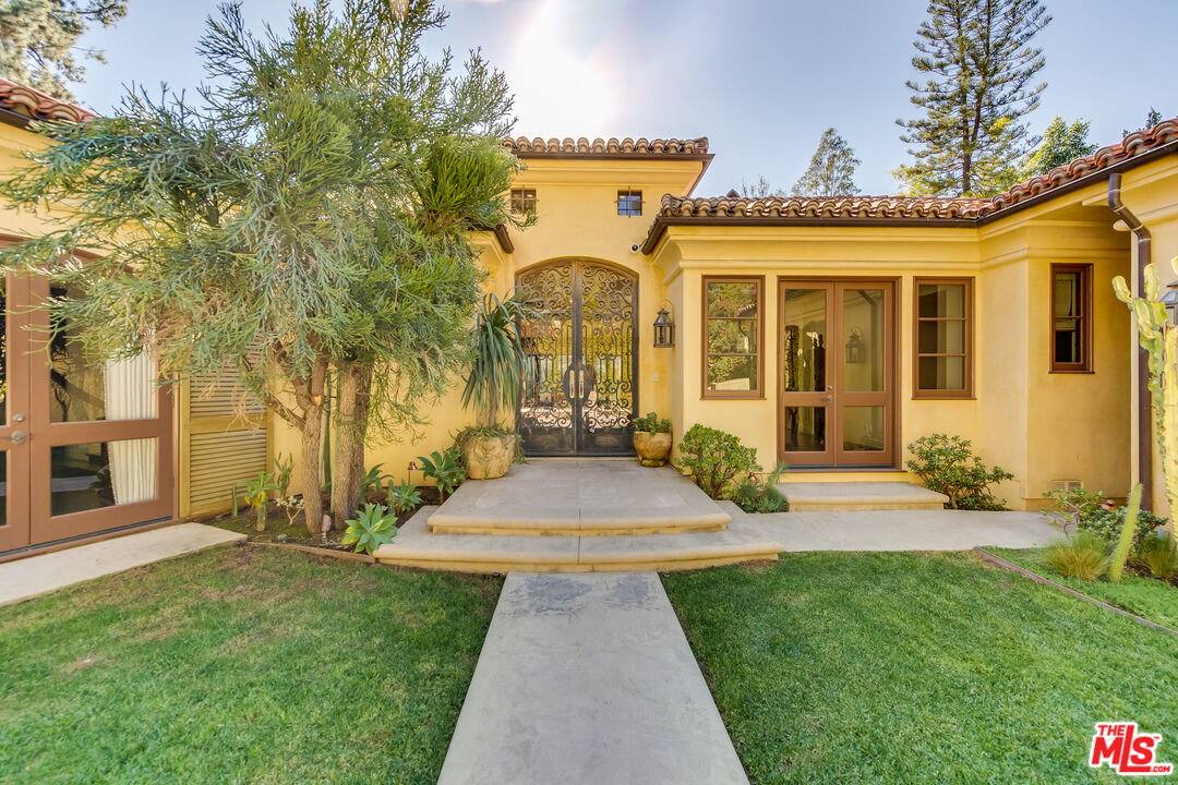House for rent at 9530 Hidden Valley Rd, Beverly Hills, CA 90210