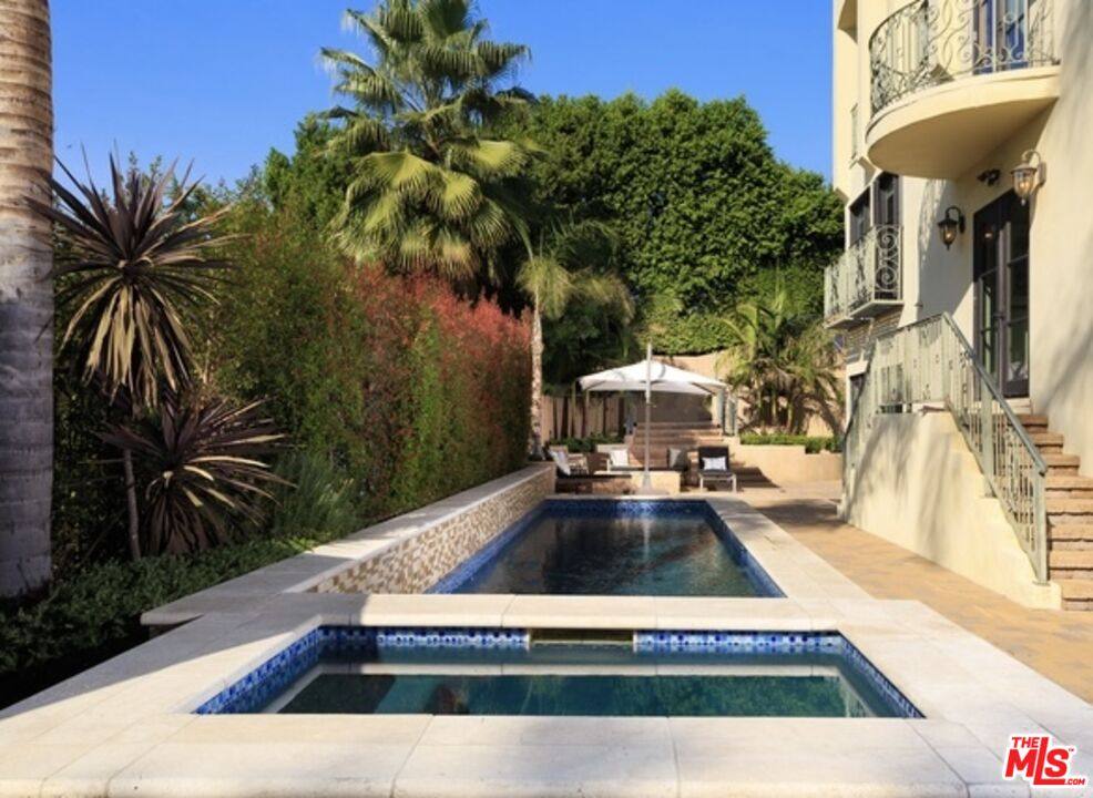 House for rent at 3110 Benedict Canyon Dr, Beverly Hills, CA 90210