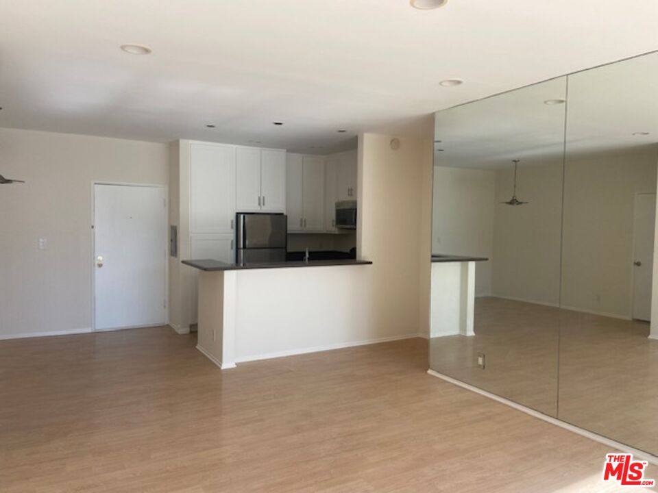 Apartment for rent at 23901 Civic Center Way #140, Malibu, CA 90265