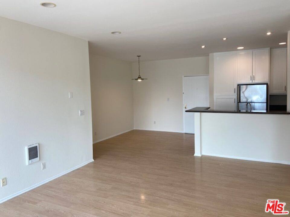 Apartment for rent at 23901 Civic Center Way #140, Malibu, CA 90265
