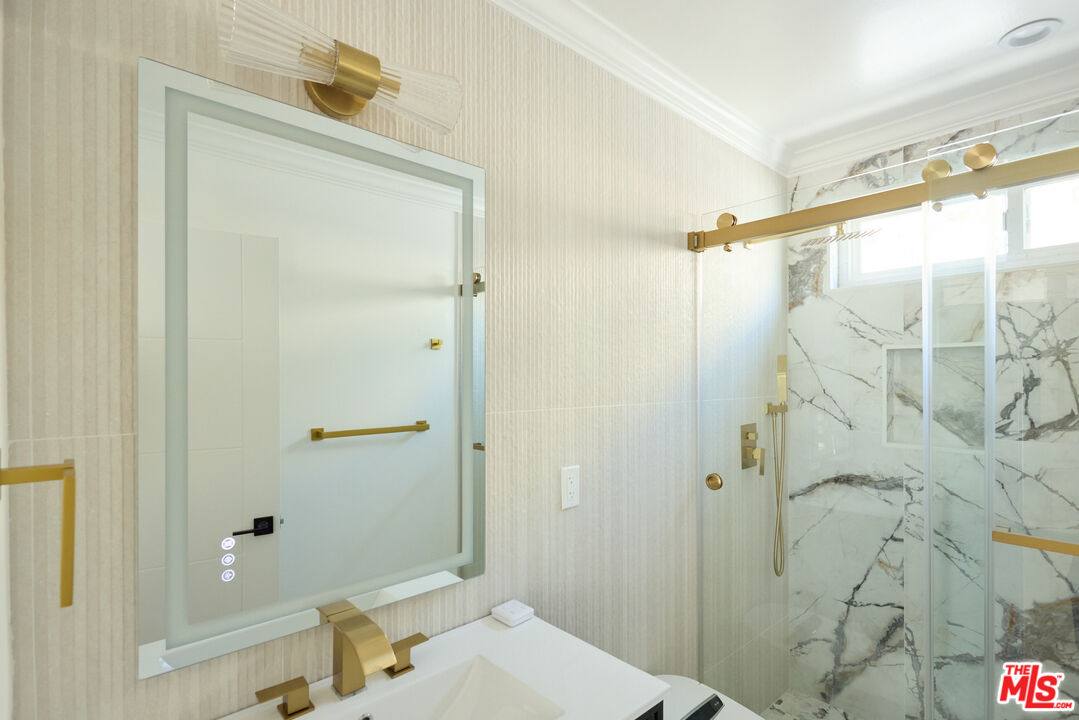 Apartment for rent at 1223 23rd St #B, Santa Monica, CA 90404