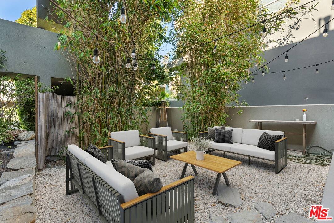Townhouse for rent at 22 28th Ave, Venice, CA 90291