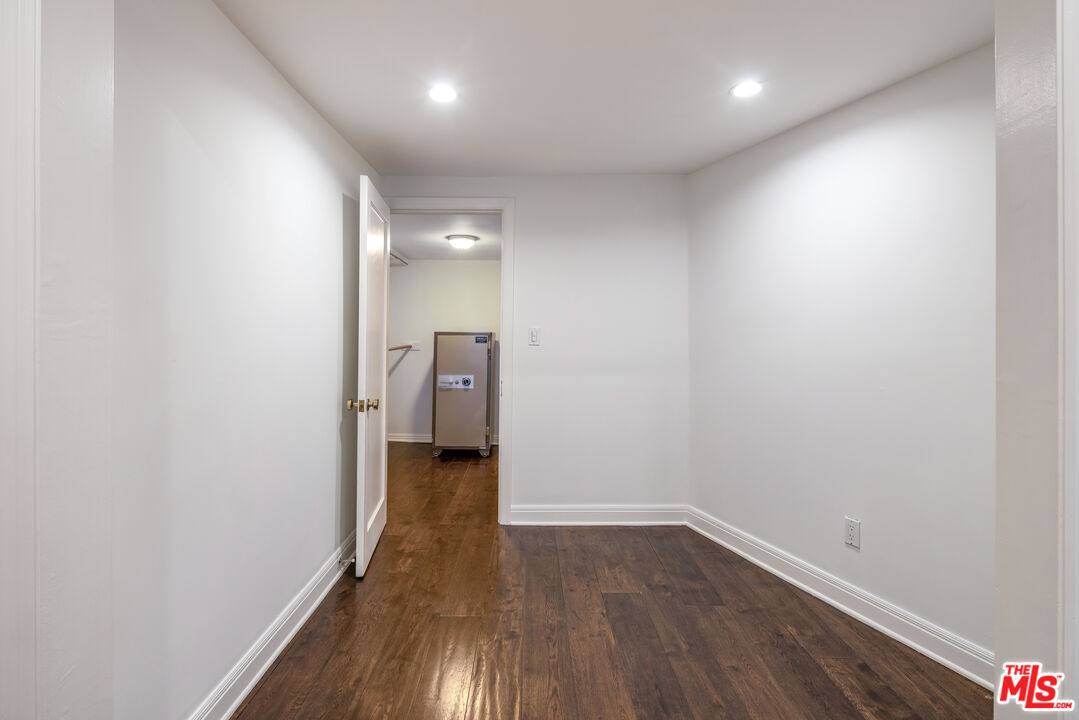 House for rent at 437 Norwich Dr, Los Angeles, CA 90048