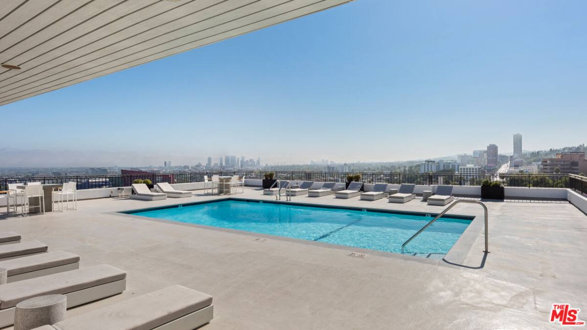 Apartment for rent at 1100 Alta Loma Rd #1505, West Hollywood, CA 90069