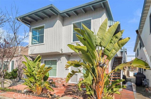 House for rent at 451 30th St, Hermosa Beach, CA 90254