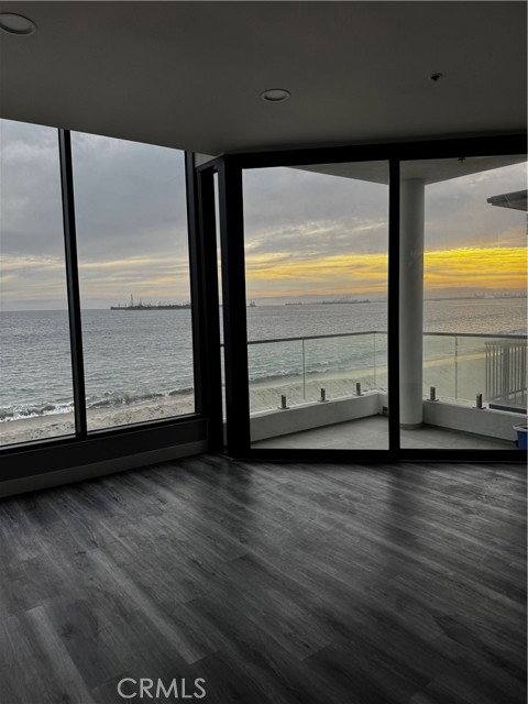 Condo for rent at 6117 E Seaside Way, Long Beach, CA 90803