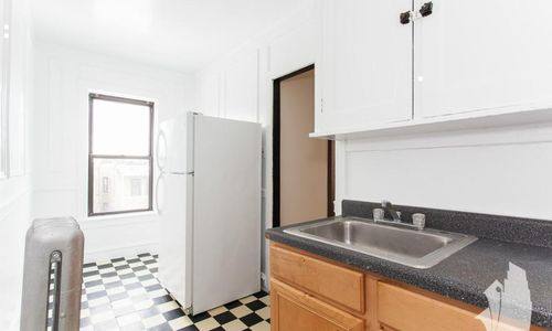 Apartment for rent at 2700 N Spaulding Ave #3O, Chicago, IL 60647