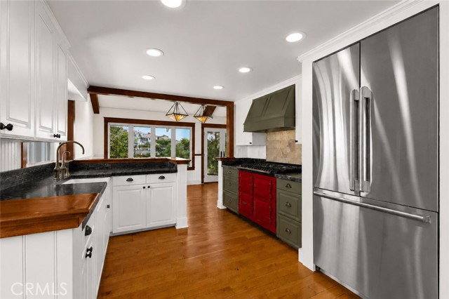 House for rent at 624 Poppy Ave, Corona Del Mar, CA 92625