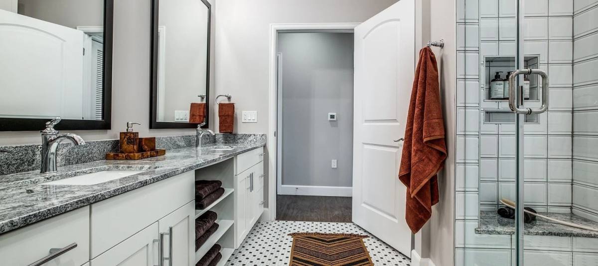 Apartment for rent at 5350 Crawford St, Houston, TX 77004
