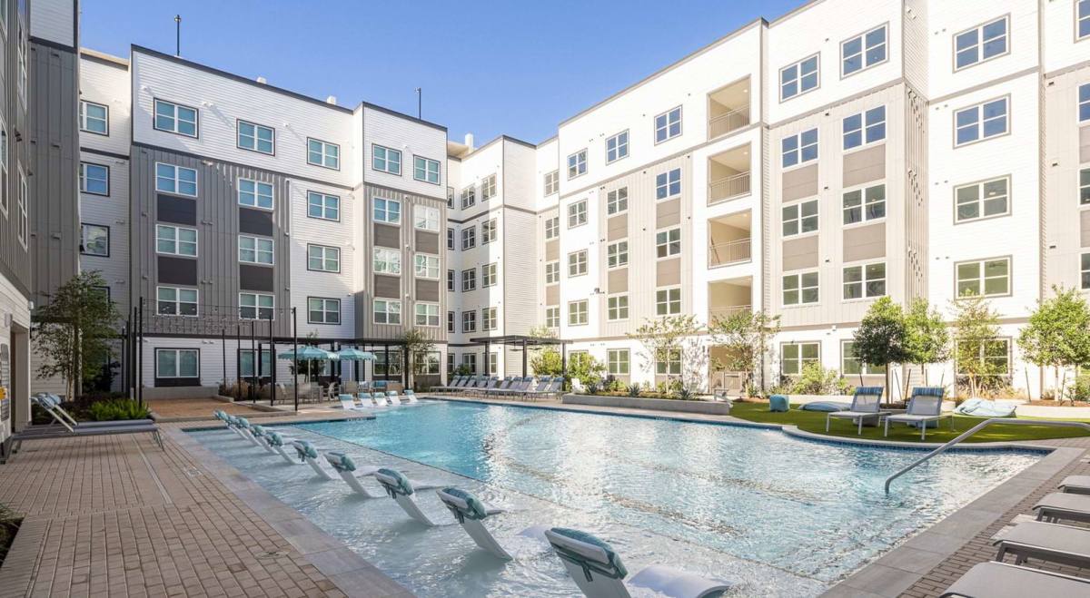 Apartment for rent at 1505 Oliver St, Houston, TX 77007