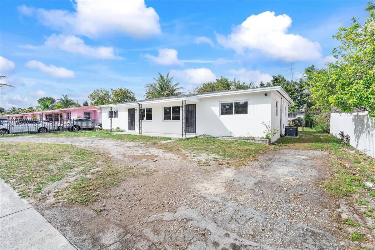 Apartment for rent at 1061 NW 108th Terrace #1063, Miami, FL 33168