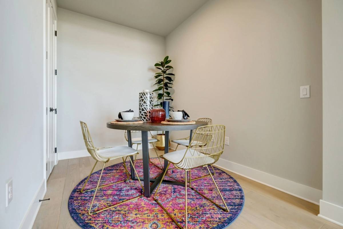 Apartment for rent at 510 W 20th St, Houston, TX 77008