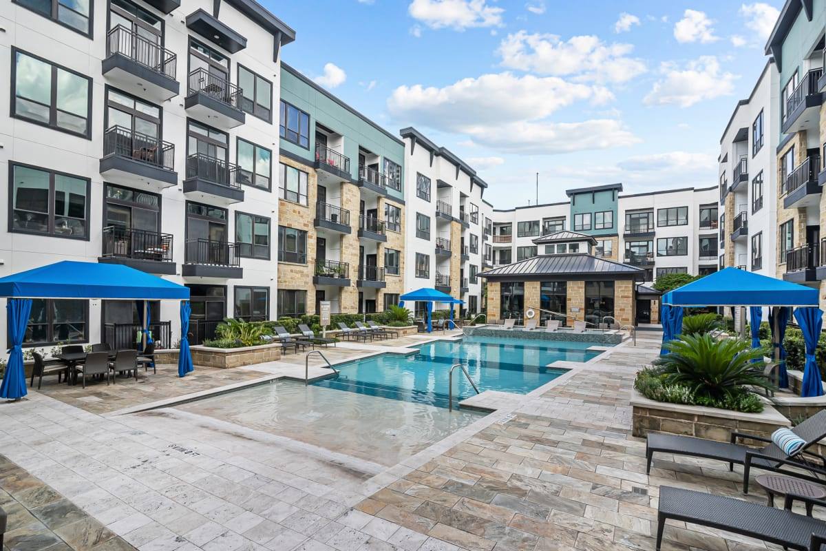Apartment for rent at 1616 W Dallas St, Houston, TX 77019