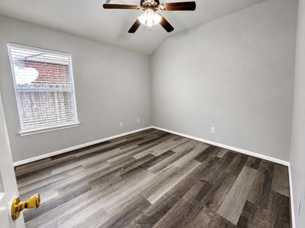 House for rent at 812 Hollyhock Dr, Stafford, TX 77477