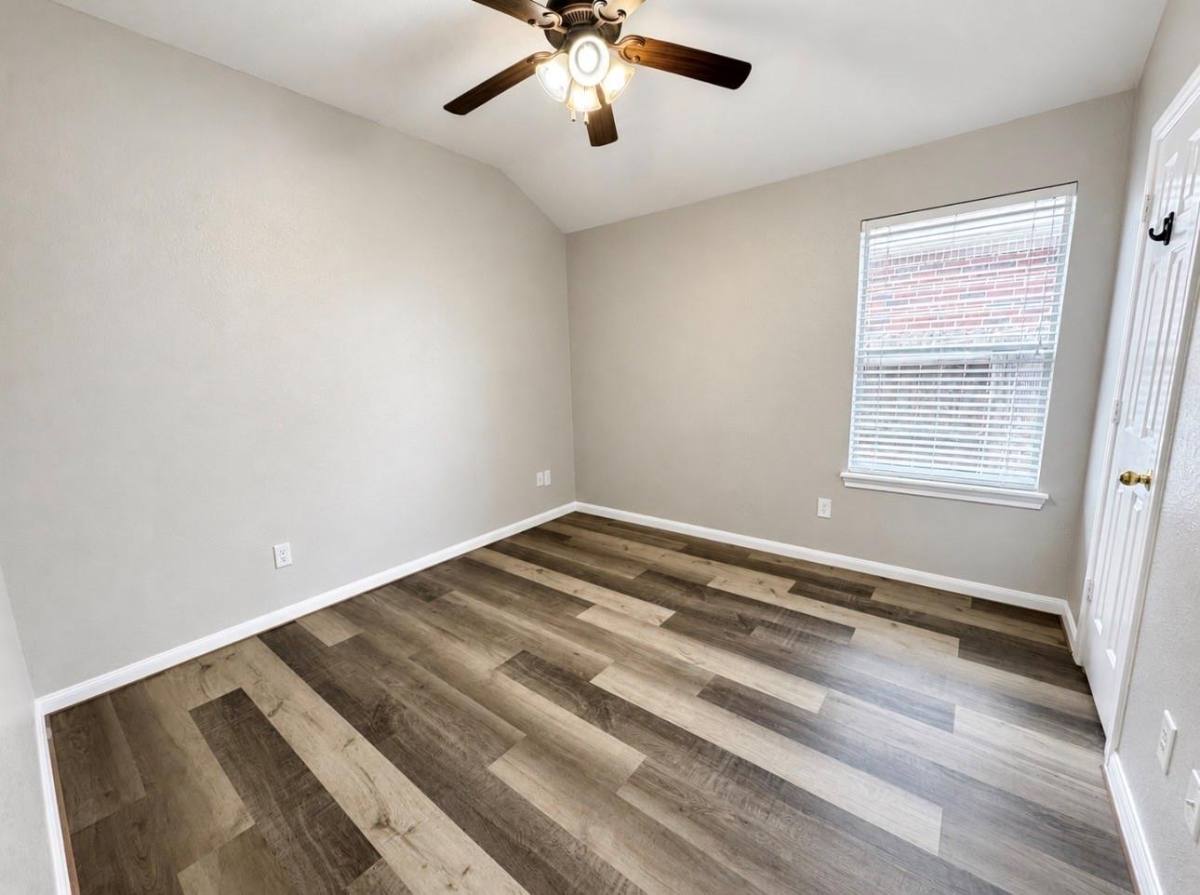 House for rent at 812 Hollyhock Dr, Stafford, TX 77477