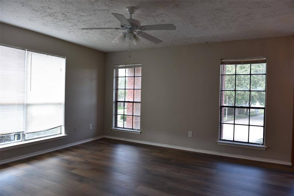 House for rent at 12307 Glenmeadow Dr, Stafford, TX 77477