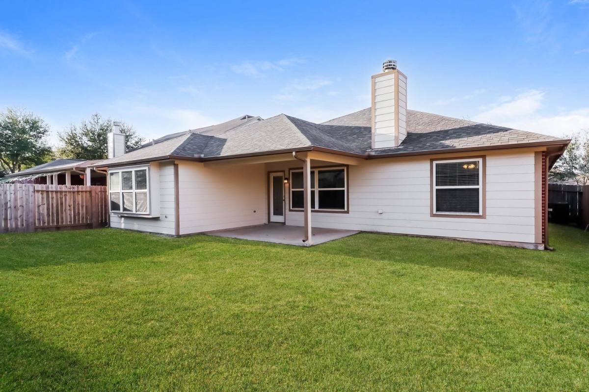House for rent at 7312 Enchanted Rock Lane, Missouri City, TX 77459