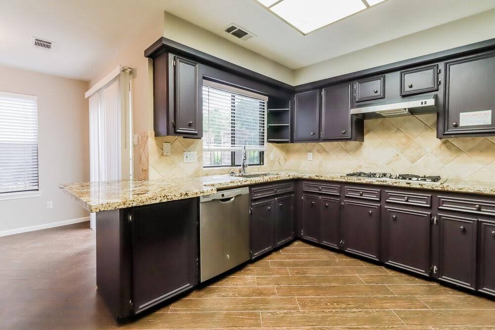 House for rent at 3912 Cedar Valley Dr, Missouri City, TX 77459