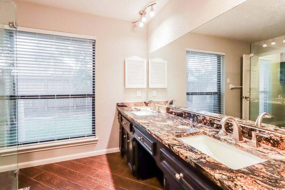House for rent at 3912 Cedar Valley Dr, Missouri City, TX 77459