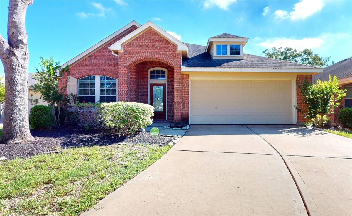 House for rent at 3920 E Auden Circle, Missouri City, TX 77459