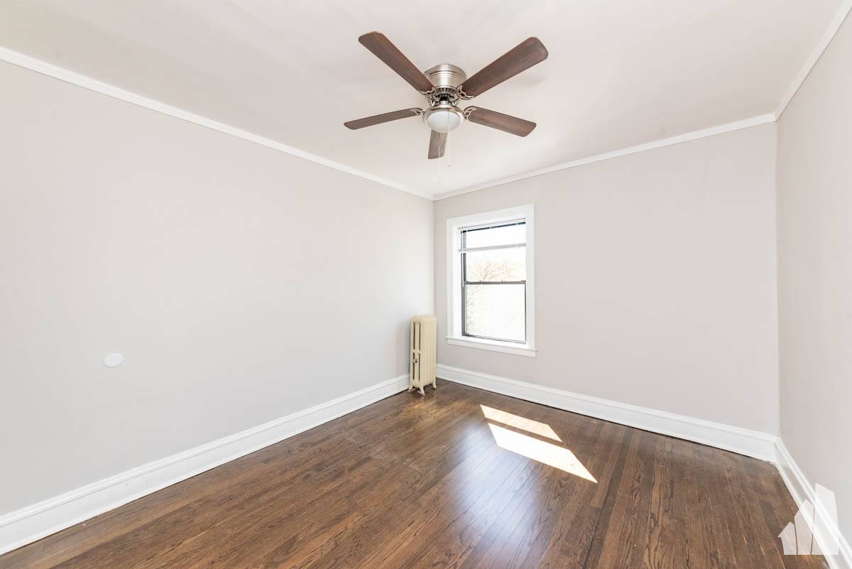 Apartment for rent at 5075 N Wolcott Ave #2, Chicago, IL 60640
