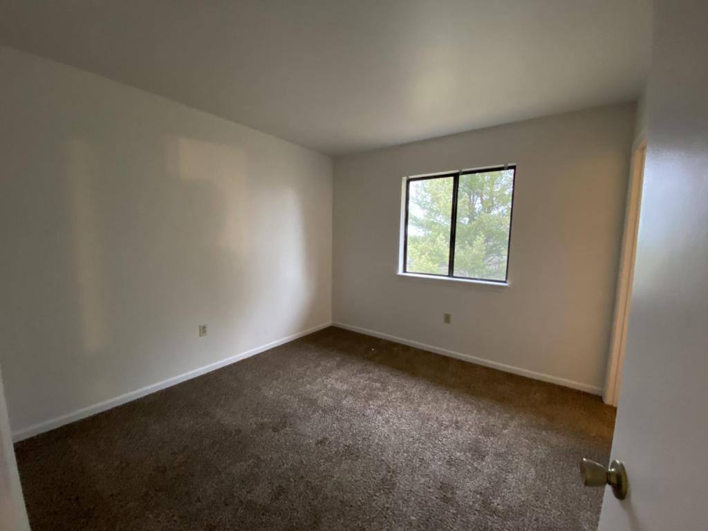 Apartment for rent at 960 Life Dr, Christiansburg, VA 24073