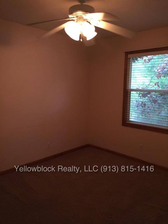 House for rent at 2311 W 79th St, Prairie Village, KS 66208