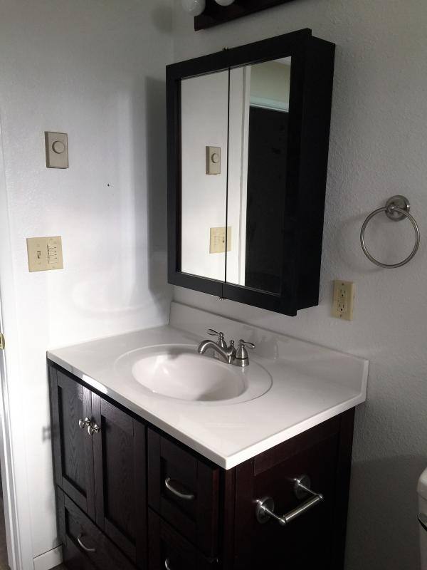 House for rent at 995 S 10th St, Coos Bay, OR 97420
