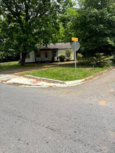 House for rent at 3016 Holmes Ave, Huntsville, AL 35816
