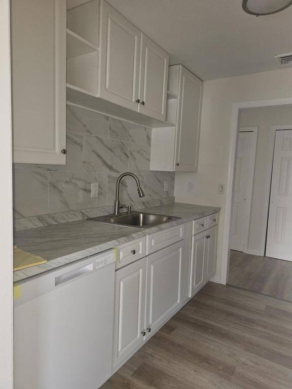 Apartment for rent at 100 Quarry Rd, Hamburg, NJ 07419