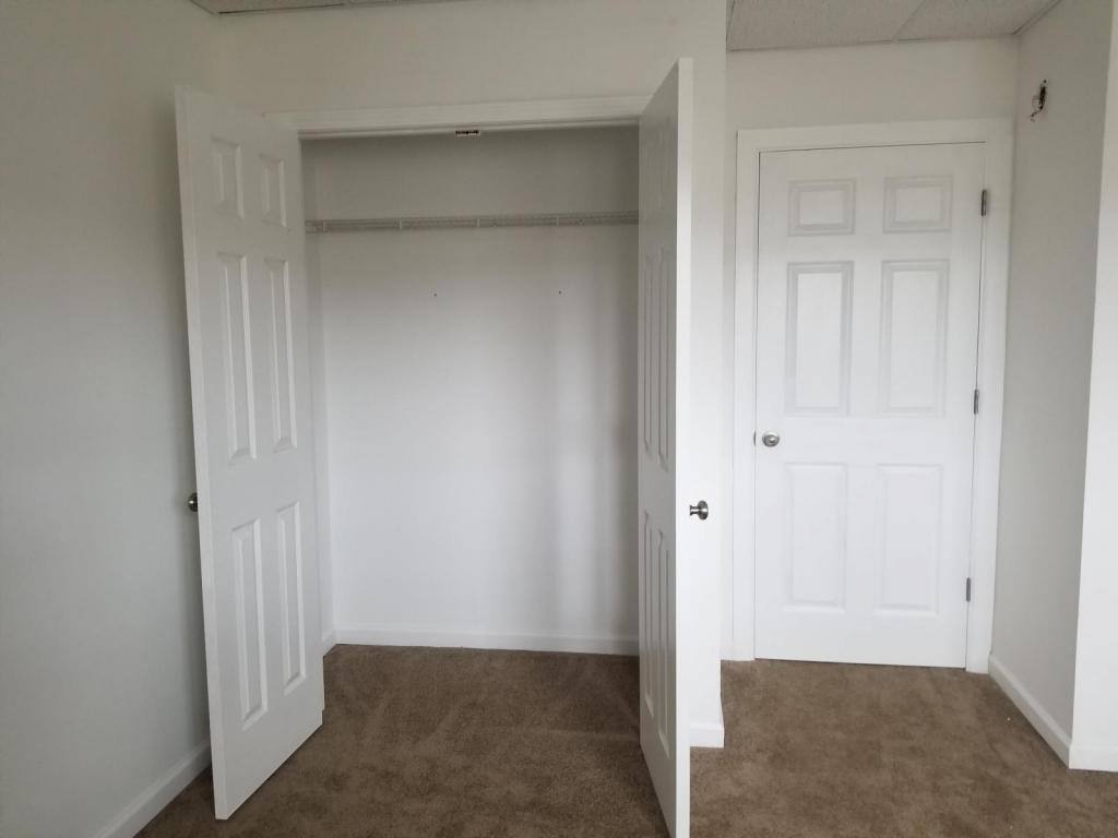 Apartment for rent at 104 Quarry Rd #J, Hamburg, NJ 07419