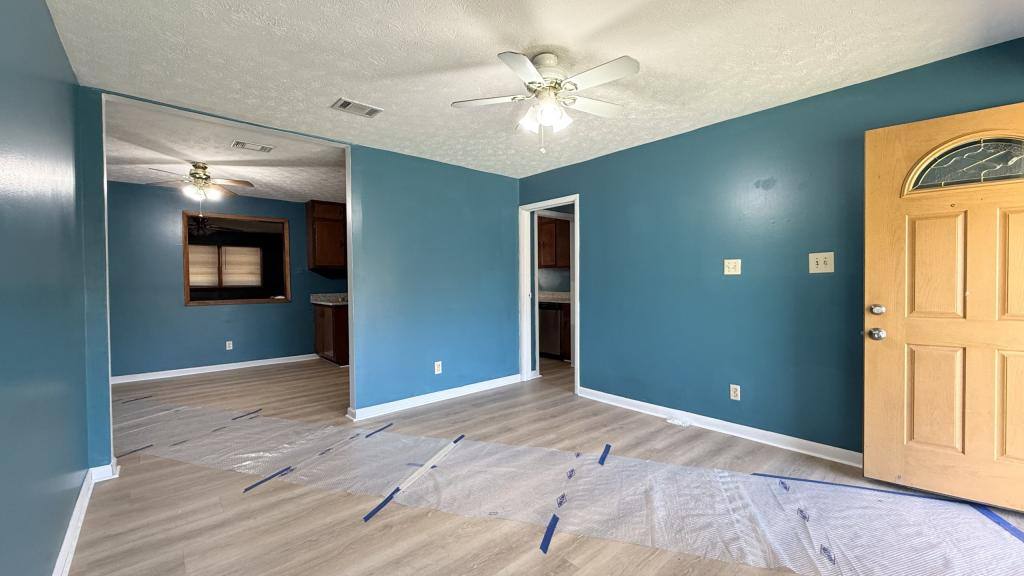 House for rent at 865 Jett Rd, Jonesboro, GA 30236