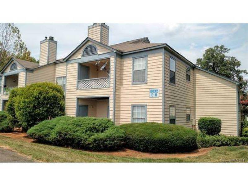 Townhouse for rent at 8123-B Tremaine Court, Charlotte, NC 28227