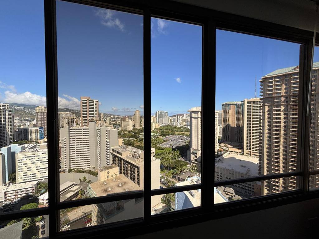 Apartment for rent at 1778 Ala Moana Blvd #3215, Honolulu, HI 96815
