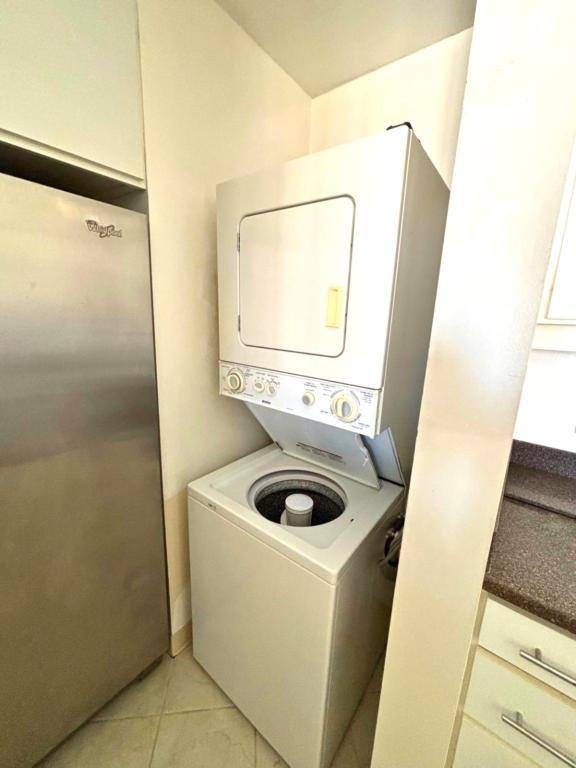 Apartment for rent at 1778 Ala Moana Blvd #3215, Honolulu, HI 96815