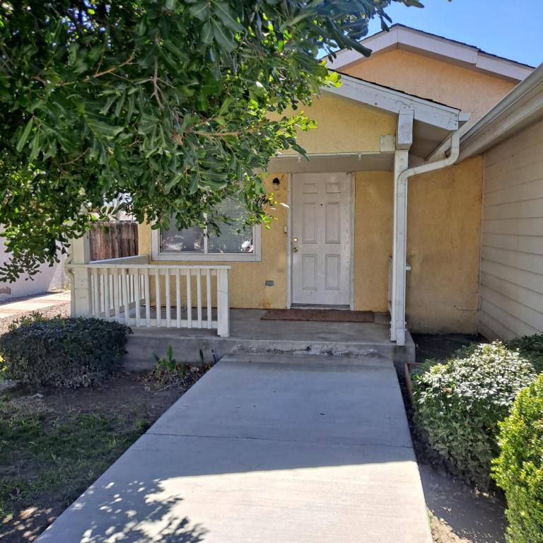 House for rent at 640 E Shaver St, San Jacinto, CA 92583