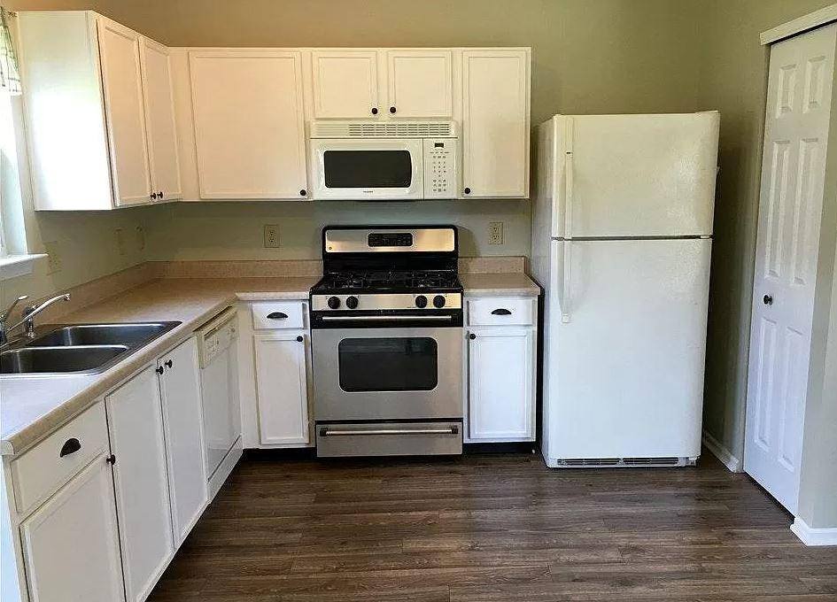 House for rent at 2032 Blue Pine Lane, Indianapolis, IN 46231