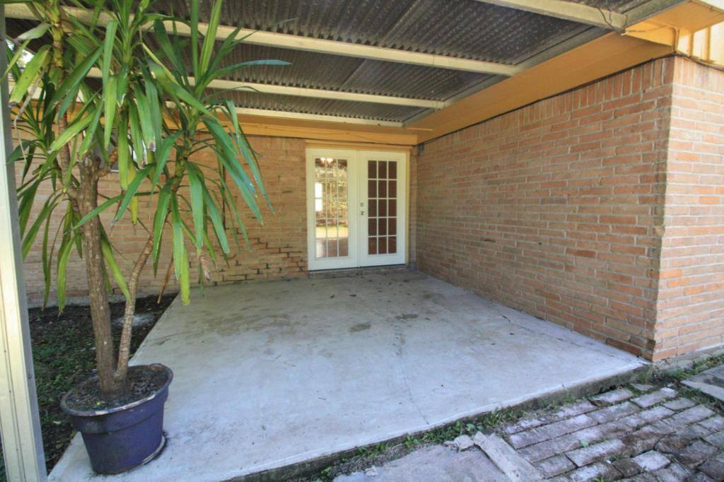 House for rent at 5830 Effingham Dr, Houston, TX 77035
