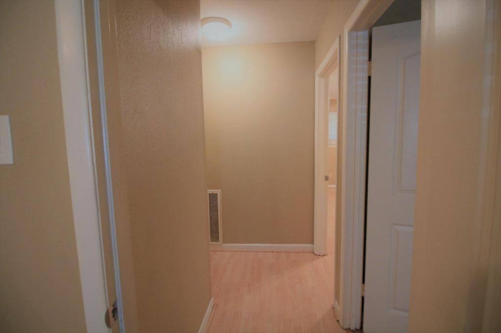 House for rent at 5830 Effingham Dr, Houston, TX 77035